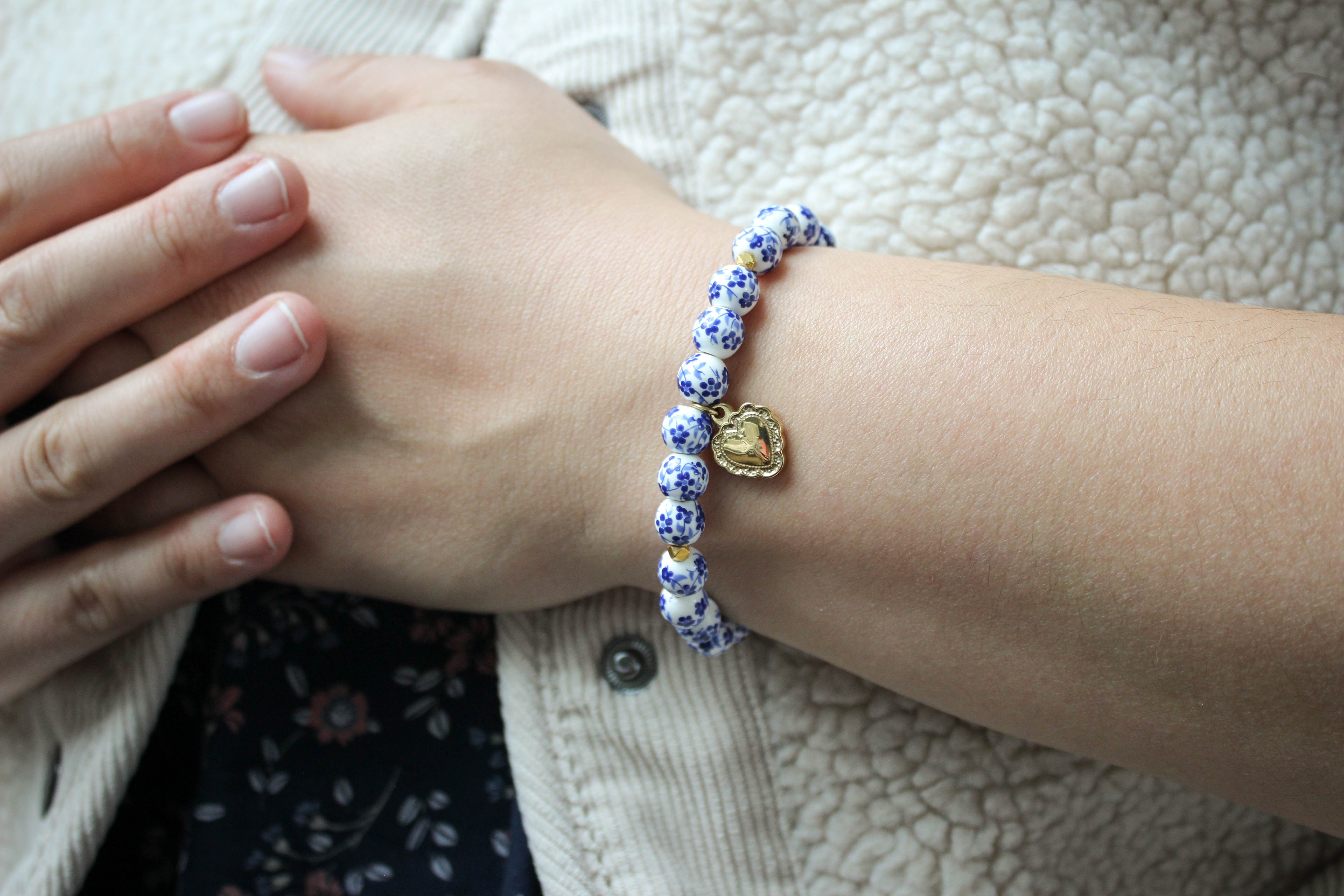 Bracelet Marie perles céramique et coeur doré bijou catho