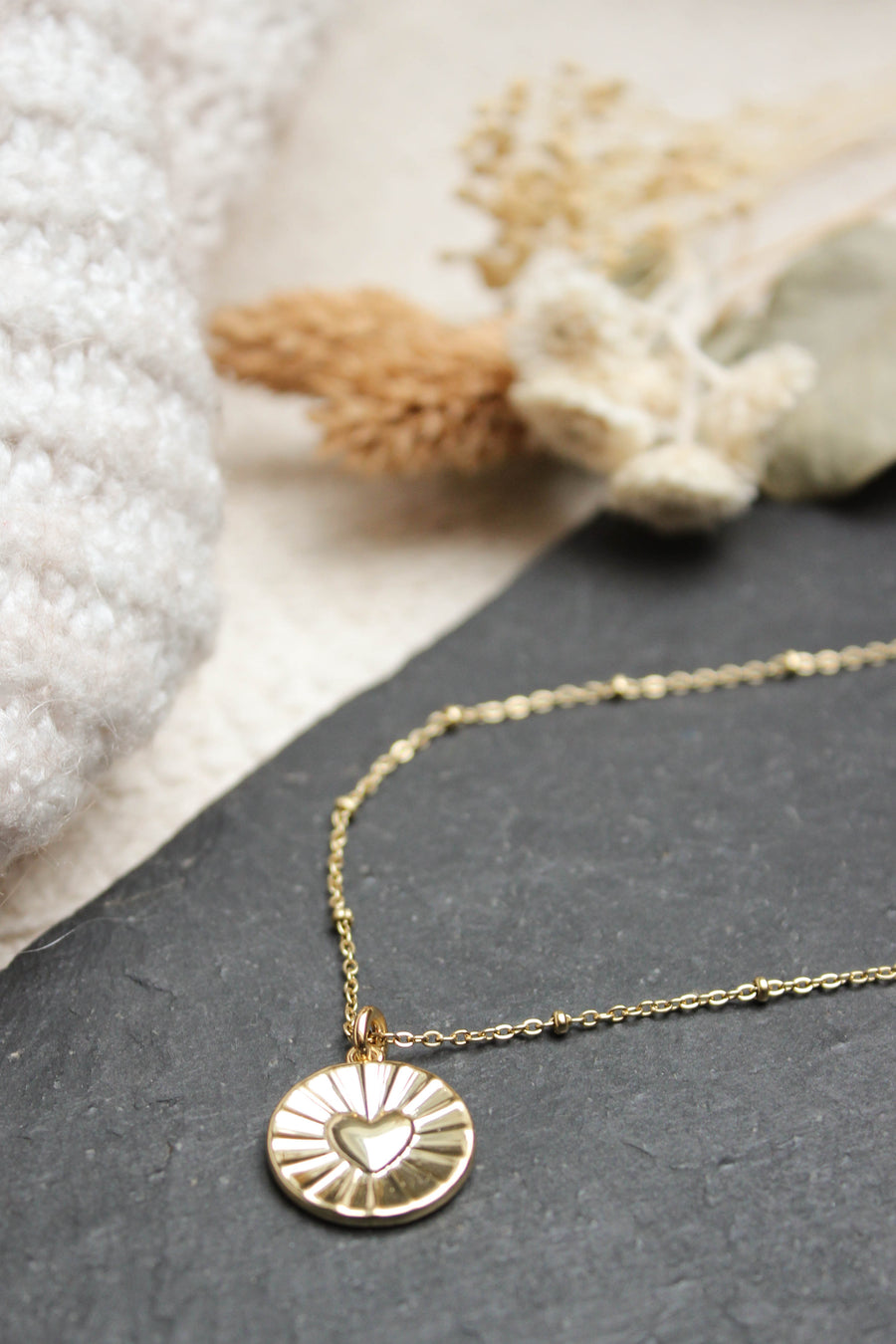 Collier avec pendentif coeur rayonnant 