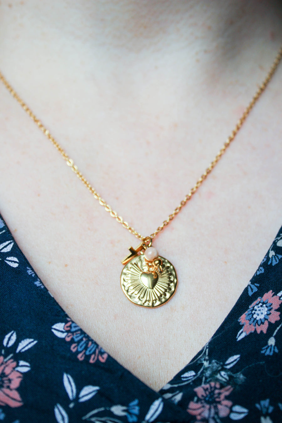 Collier Sacré-Cœur – Bijou catholique inspiré de la dévotion