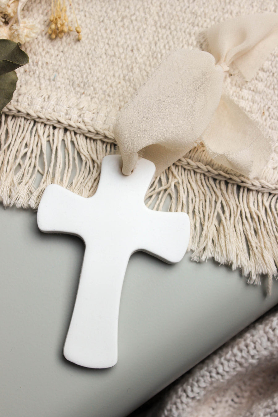 Croix – Décoration catholique artisanale symbole de foi