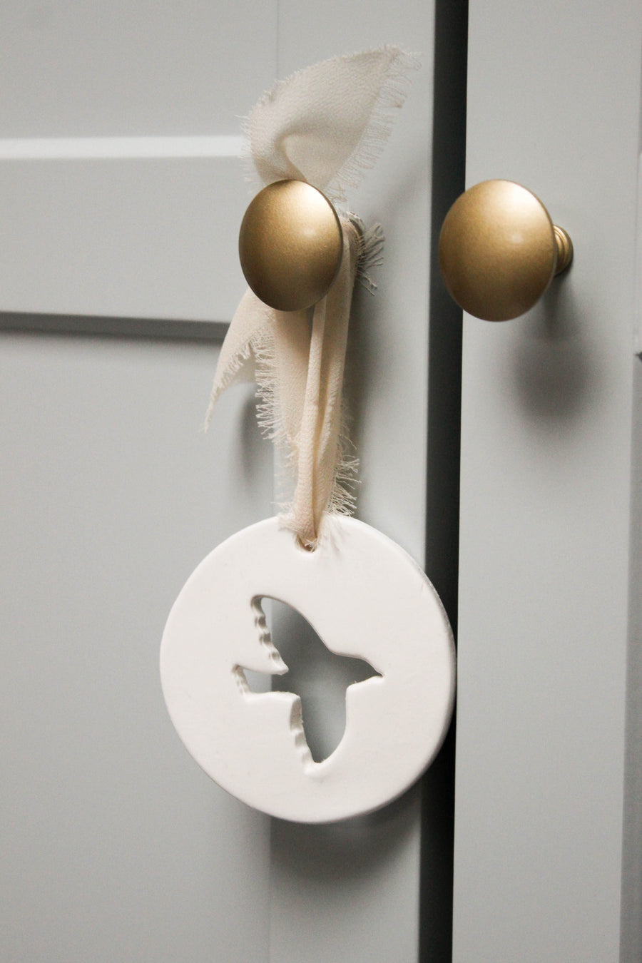 Médaillon Colombe – Décoration chrétienne de paix et de lumière