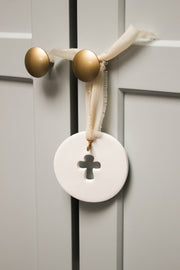 Médaillon Croix en argile - Objet deco catho
