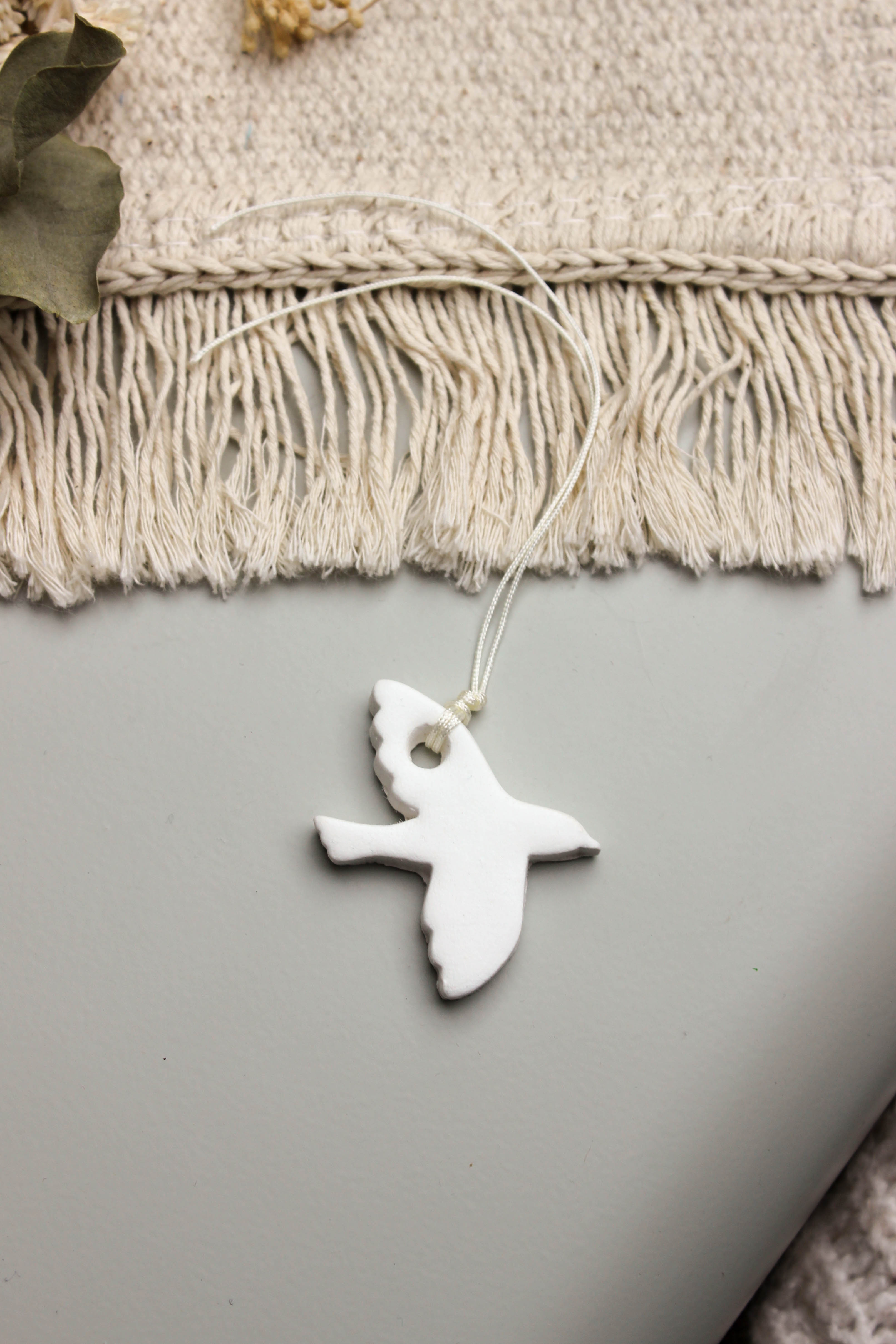 Mini Symboles chrétiens – Colombe en argile - Maison Embellie